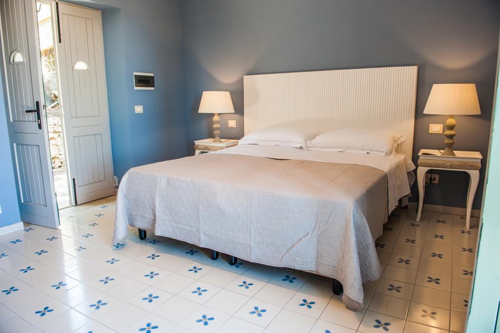 La Pineta Park Hotel Эриче Экстерьер фото
