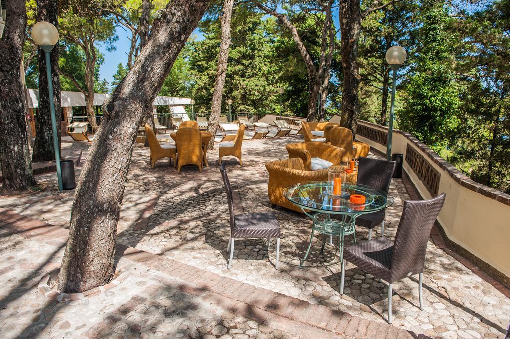 La Pineta Park Hotel Эриче Экстерьер фото