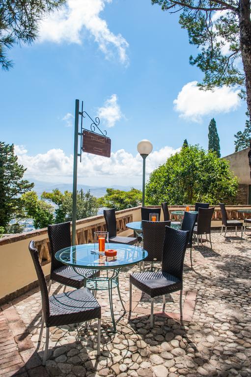 La Pineta Park Hotel Эриче Экстерьер фото