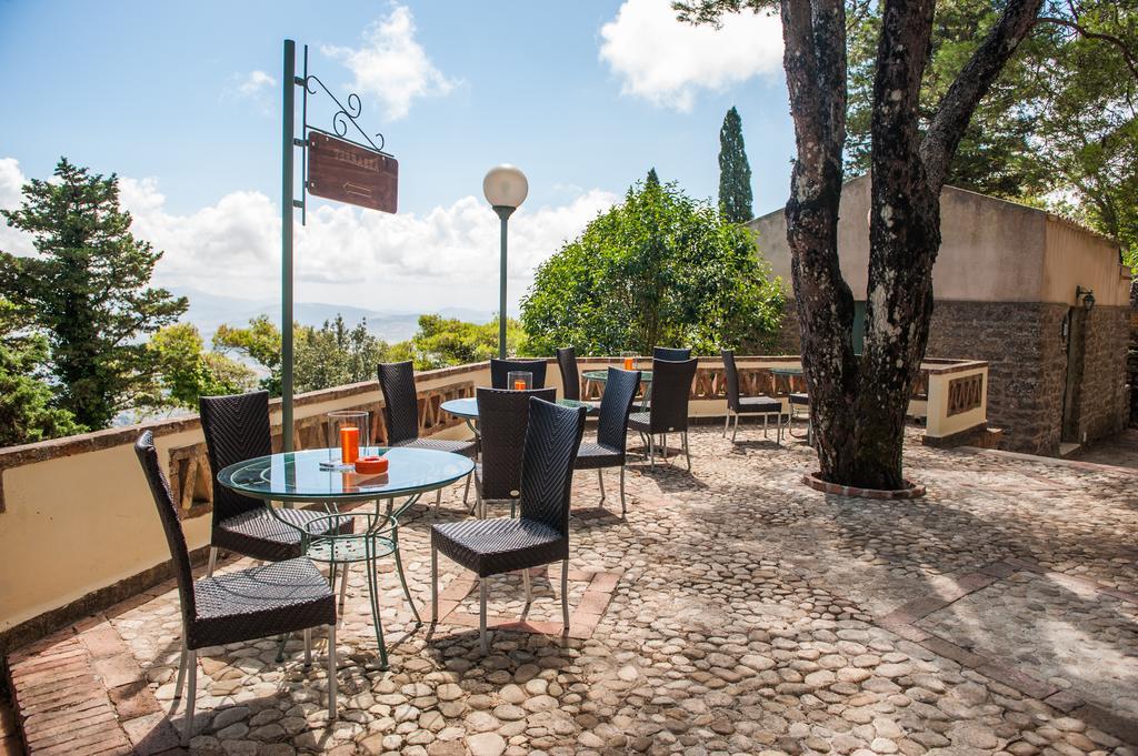 La Pineta Park Hotel Эриче Экстерьер фото